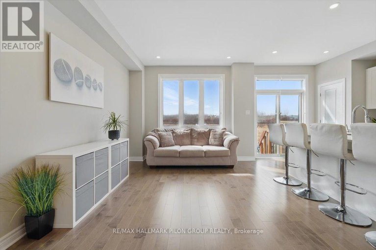 28459225/251-mountain-sorrel-way/avalon-west/ottawa/ontario/K4A1H5_6