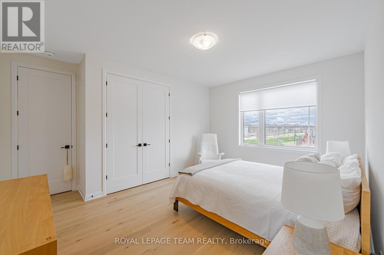 28284259/2055-wanderer-avenue/mahogany-community/ottawa/ontario/K4M0W9_28