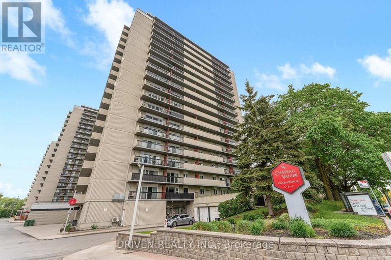 29534533/404-158-a-mcarthur-avenue/vanier/ottawa/ontario/K1L7E7_1