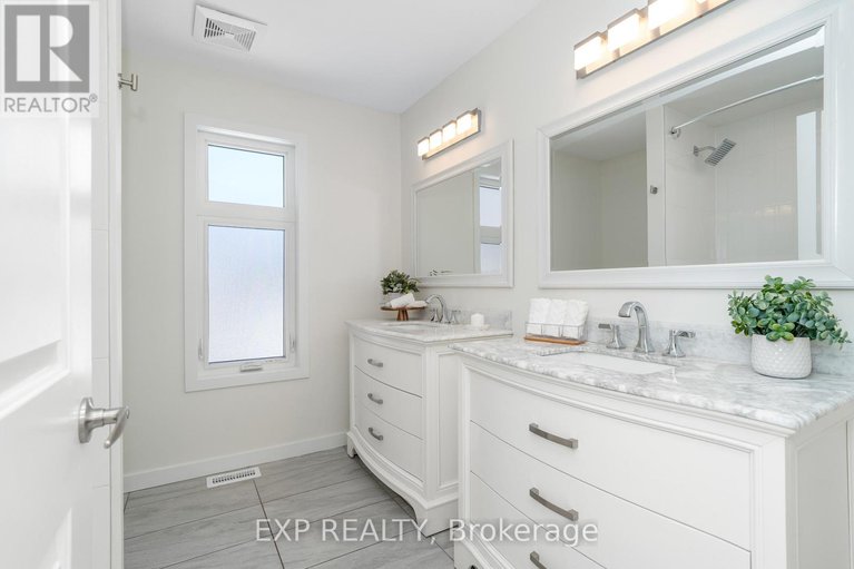 29439807/503-cote-street/overbrookcastle-heights/ottawa/ontario/K1K0Z8_18