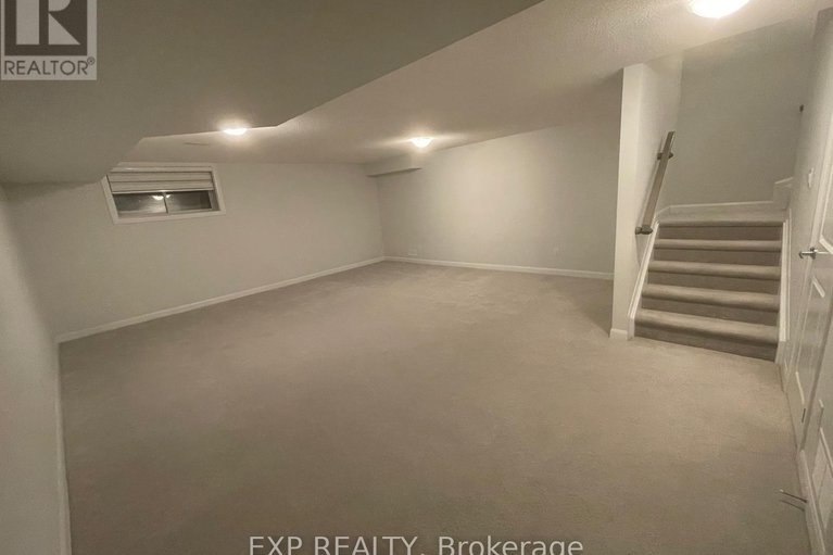 29386902/1075-ballyhale-heights/half-moon-bay/ottawa/ontario/K2J6Y1_35