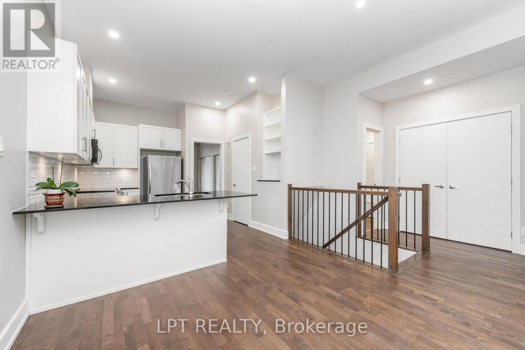 29175936/10-57-bergeron-private/chapel-hill/ottawa/ontario/K1C0C2_10