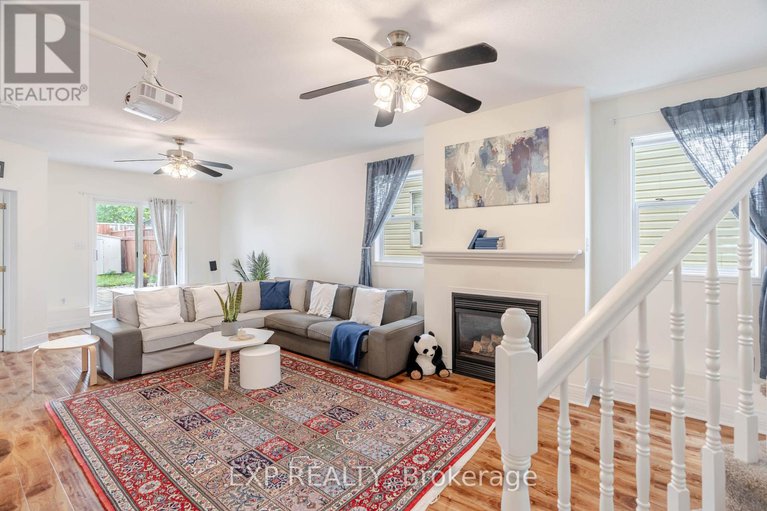 28873619/1562-lisbon-street/fallingbrookpineridge/ottawa/ontario/K4A4B9_32