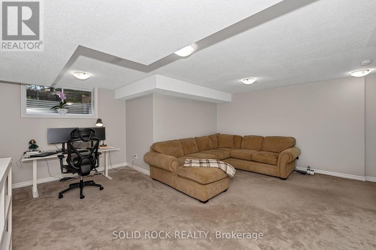 28578317/411-cache-bay-crescent-e/blossom-parkkemp-parkfindlay-creek/ottawa/ontario/K1T4H3_26