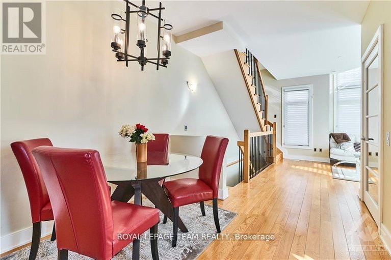 29679100/10-800-melwood-avenue/mckellar-heightsglabar-park/ottawa/ontario/K2A3C3_6