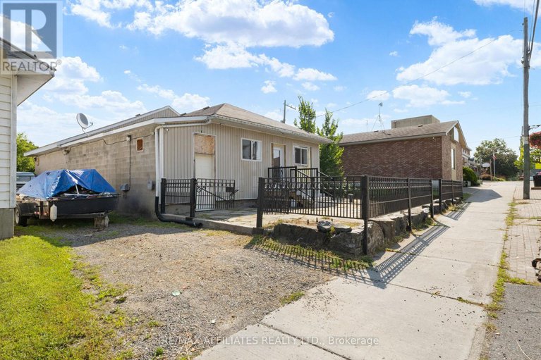 28666131/79-george-street/lanark-highlands-lanark-village/lanark-highlands/ontario/K0G1K0_10