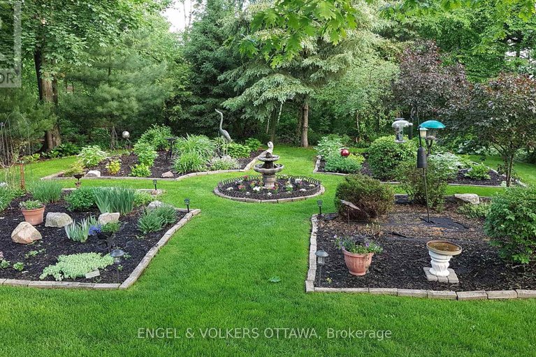 29389734/1609-ashley-cardill-lane/greely/ottawa/ontario/K4P1M7_47