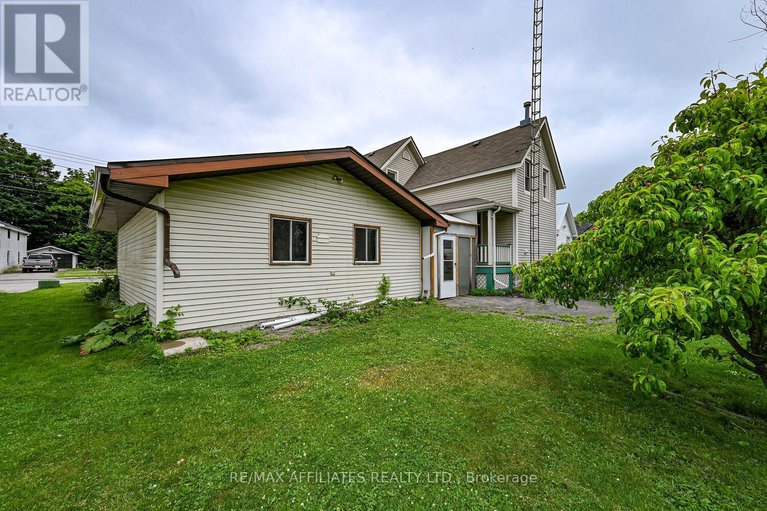 28498244/11-merrick-street/smiths-falls/smiths-falls/ontario/K7A4R2_44