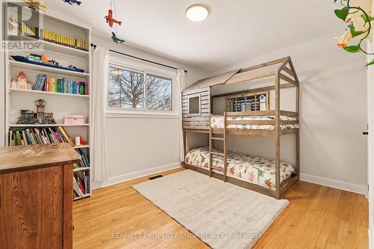 29217145/1206-placid-street/queensway-terrace-southridgeview/ottawa/ontario/K2C3A6_13