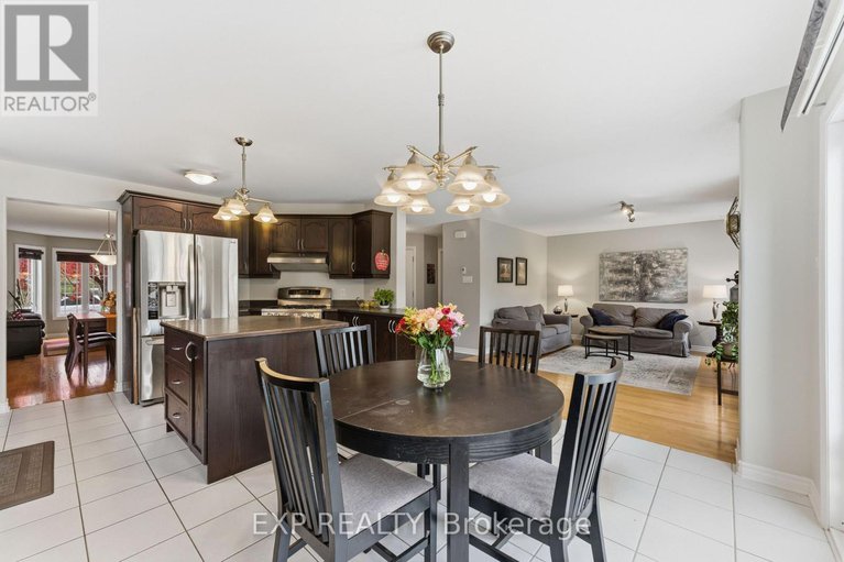 29033909/17-olde-towne-avenue/village-of-russell/russell/ontario/K4R0A5_18