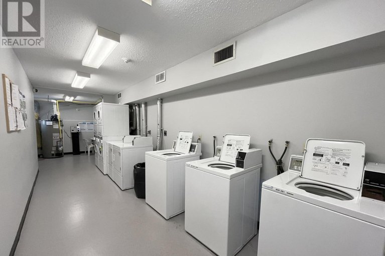 28618067/108-345-centrum-boulevard/bilberry-creekqueenswood-heights/ottawa/ontario/K1E3W9_17