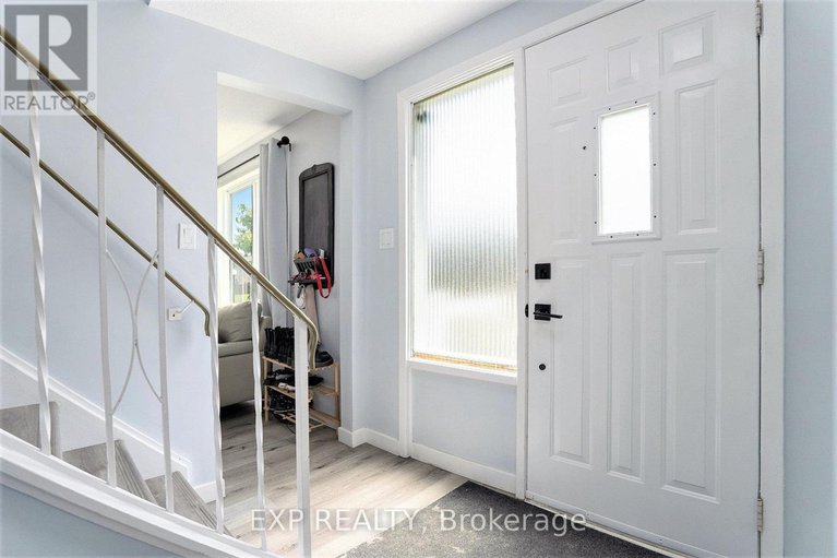 28484496/d-1520-beaverpond-drive/pineview/ottawa/ontario/K1B3R9_2