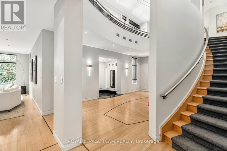 28493969/725-manor-avenue/rockcliffe/ottawa/ontario/K1M0E4_14