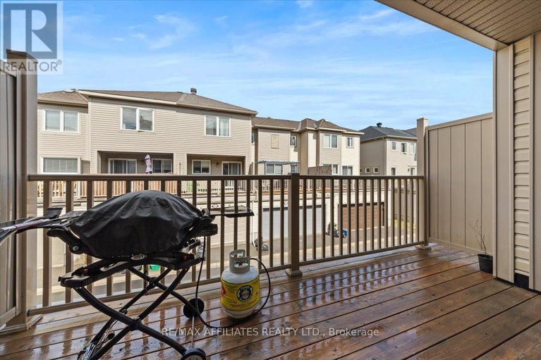 28223631/1028-pampero-crescent/stittsville-north/ottawa/ontario/K2S0N4_31