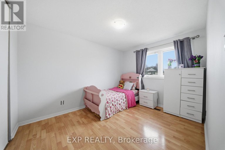 29551480/180-equestrian-drive/bridlewood/ottawa/ontario/K2M2B9_24