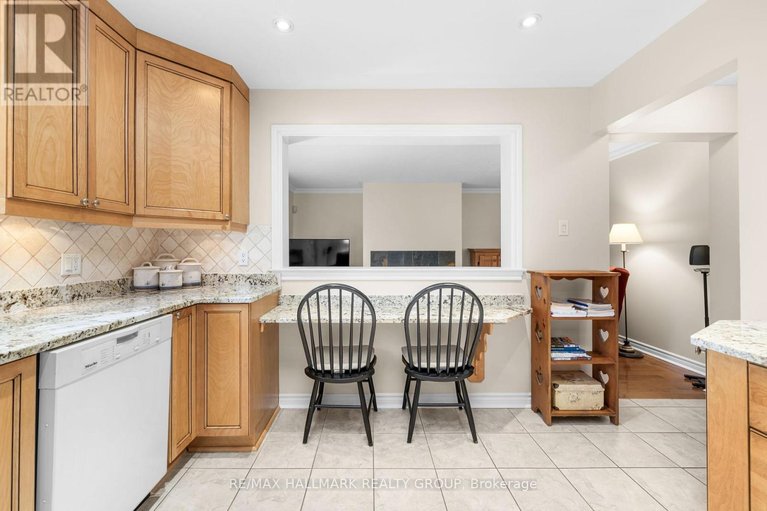 29599851/906-chaleur-way/convent-glen/ottawa/ontario/K1C2S1_12