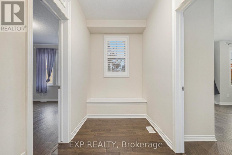 29064555/186-lamprey-street/half-moon-bay/ottawa/ontario/K2J6C3_30