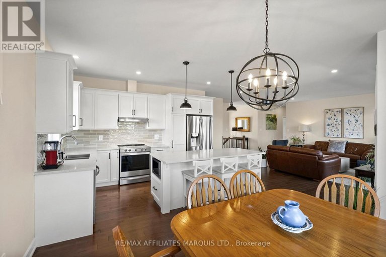 29533245/74-jim-brownell-boulevard/long-sault/south-stormont/ontario/K0C1P0_16