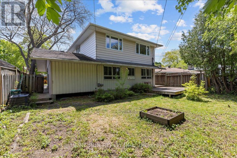 29444216/685-farmington-avenue/riverside-park-south/ottawa/ontario/K1V7H4_61