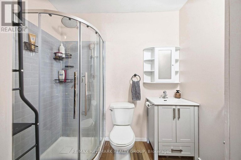 29368806/d-39-stonehaven-drive/bridlewood/ottawa/ontario/K2M1E3_27