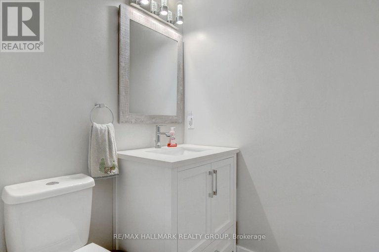 29496825/131-delaney-drive/huntley-ward-south-west/ottawa/ontario/K0A1L0_26