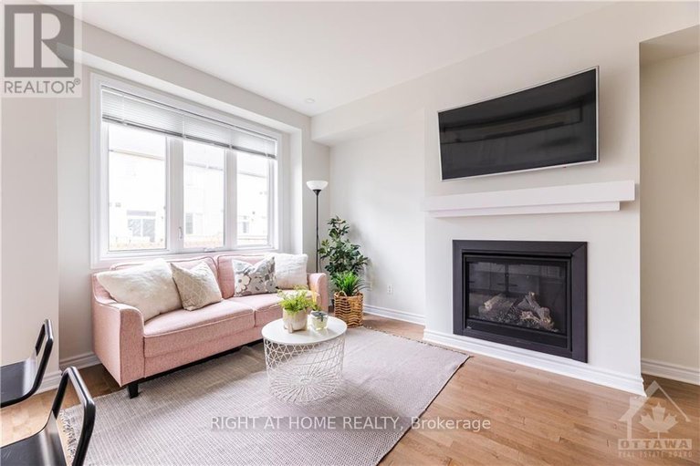 28665277/116-vendome-street/avalon-west/ottawa/ontario/K4A3W4_14