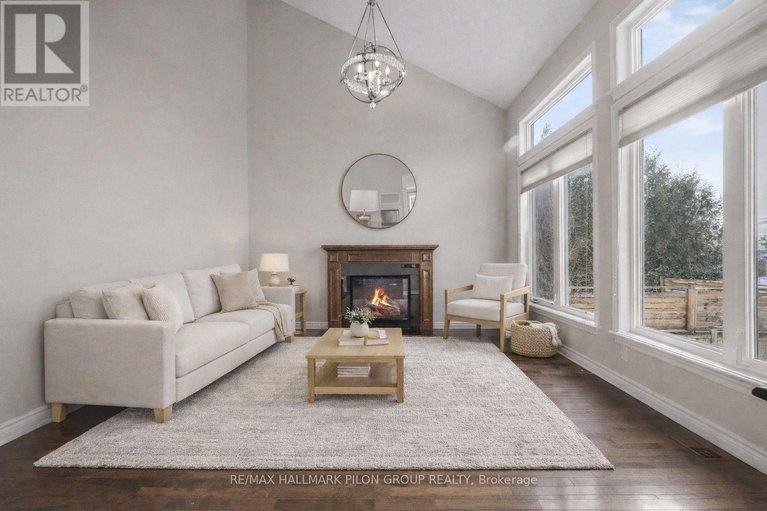 29573202/845-contour-street/mer-bleuebradley-estatesanderson-park/ottawa/ontario/K1W0G6_7