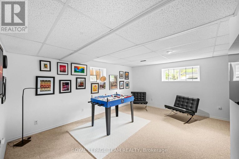 28368284/22-leatherwood-crescent/stonebridge/ottawa/ontario/K2J4X9_22