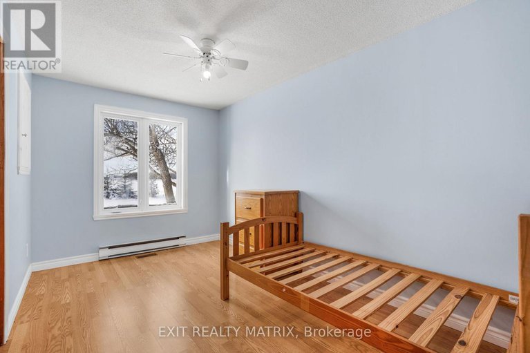 29186623/2811-2815-rolland-massie-road/north-glengarry-lochiel-twp/north-glengarry/ontario/K0C1A0_13