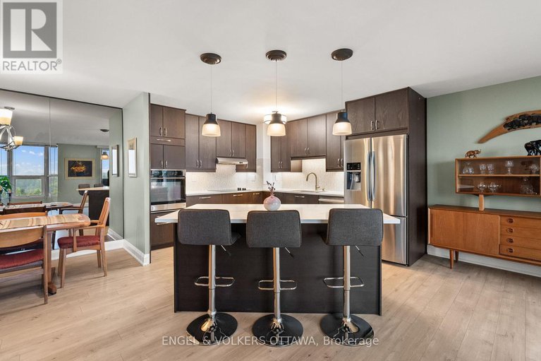 28939396/1006-2951-riverside-drive/mooneys-bayriverside-park/ottawa/ontario/K1V8W6_9