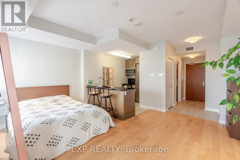 28786083/2308-242-rideau-street/sandy-hill/ottawa/ontario/K1N0B7_20
