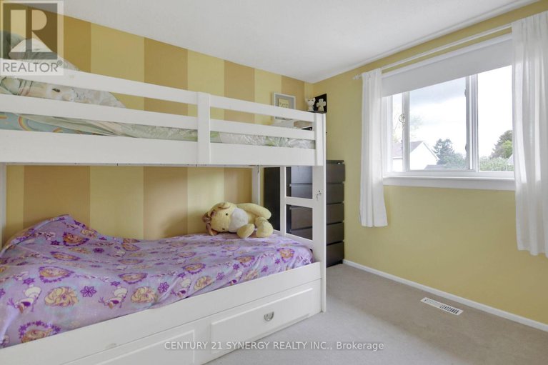 28283837/19-seabrooke-drive/glencairnhazeldean/ottawa/ontario/K2L2H8_29