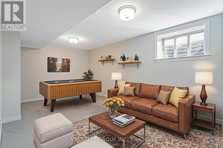 28692572/247-maygrass-way/remainder-of-stittsville-area/ottawa/ontario/K2S2K9_36