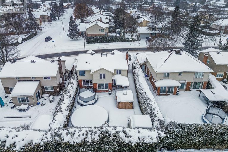 29407561/6192-voyageur-drive/convent-glen/ottawa/ontario/K1C2W3_45