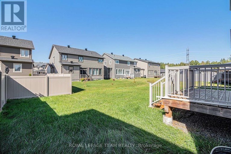 28929562/486-central-park-boulevard/village-of-russell/russell/ontario/K4R0C7_31