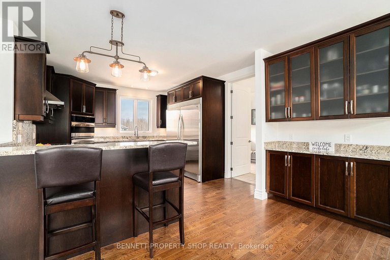 28319568/638-west-point-drive/drummondnorth-elmsley-north-elmsley-twp/drummondnorth-elmsley/ontario/K7H3C7_10