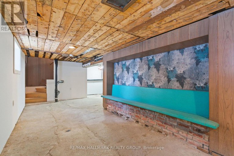 29286684/521-nelson-street-w/hawkesbury/ontario/K6A2K3_43