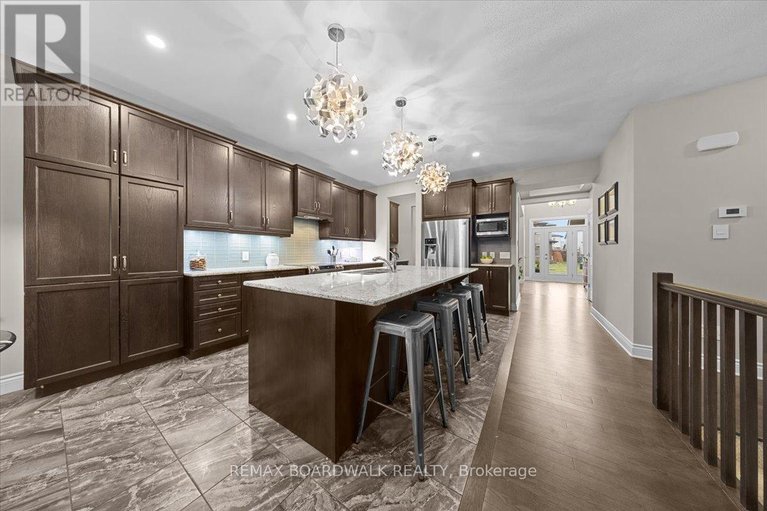 29612405/279-sceptre-way/emerald-meadowstrailwest/ottawa/ontario/K2V0C6_8