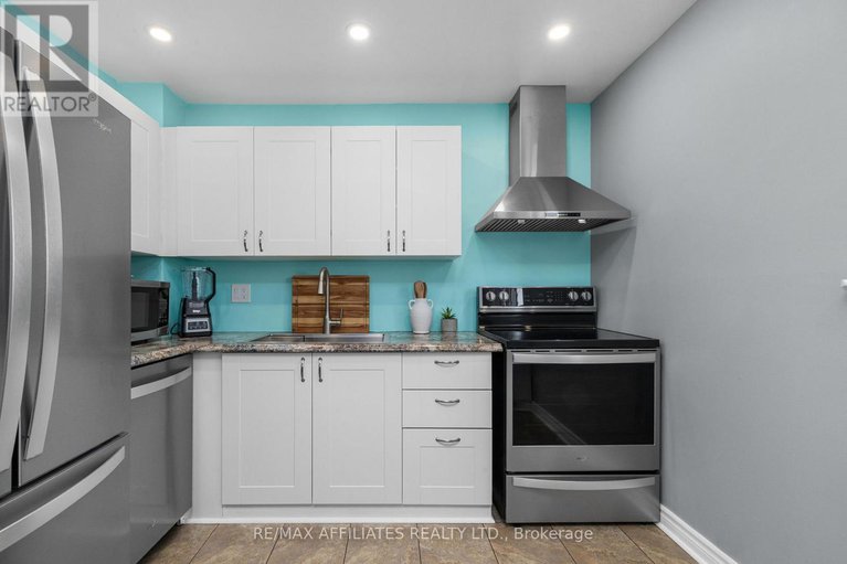 29175531/910-borland-drive/chatelaine-village/ottawa/ontario/K1E1X6_15