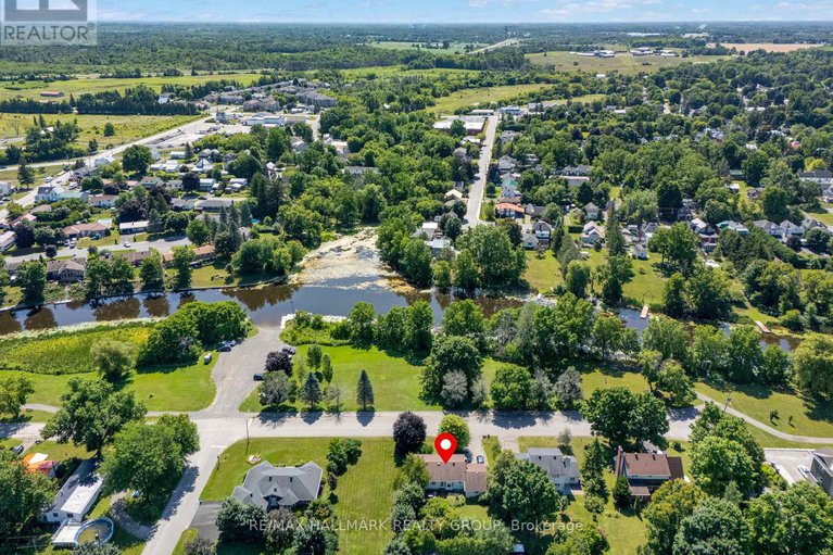 28630499/209-curry-street/kemptville/north-grenville/ontario/K0G1J0_10