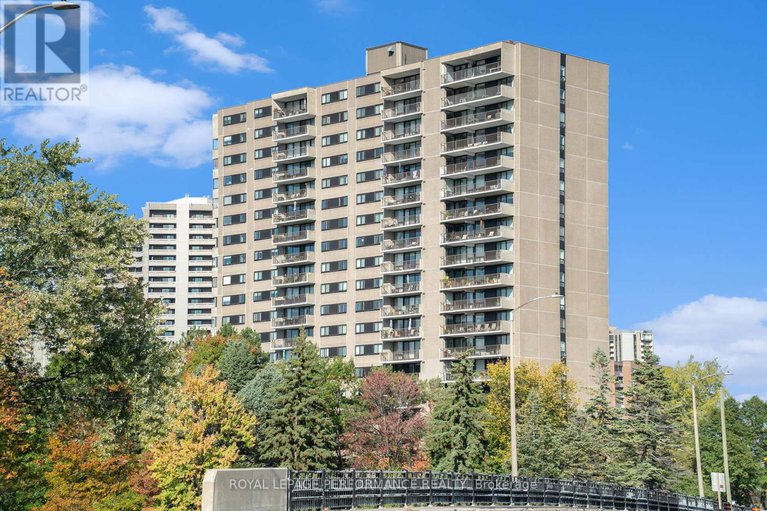 28976196/1508-1195-richmond-road/woodroffe/ottawa/ontario/K2B8E4_1