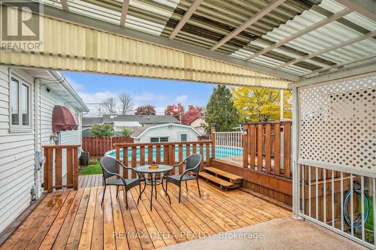 29018598/1060-st-jacques-street/town-of-rockland/clarence-rockland/ontario/K4K1B8_29