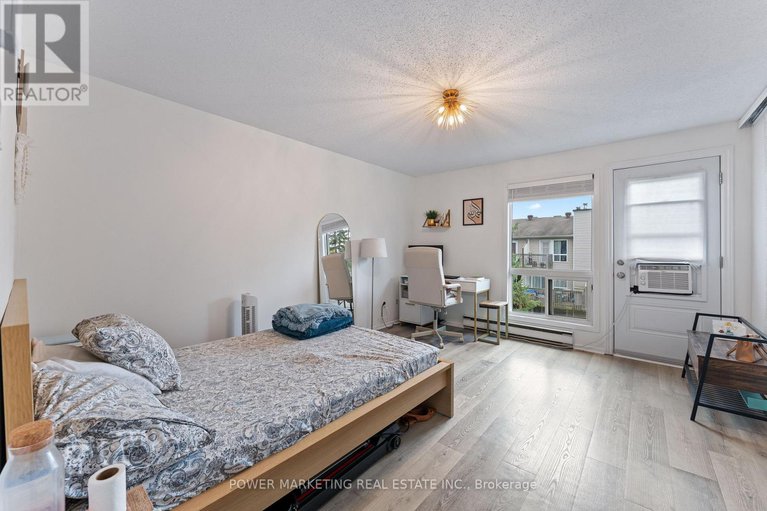 29312527/b-6702-jeanne-darc-boulevard-n/convent-glen-north/ottawa/ontario/K1C6E9_18
