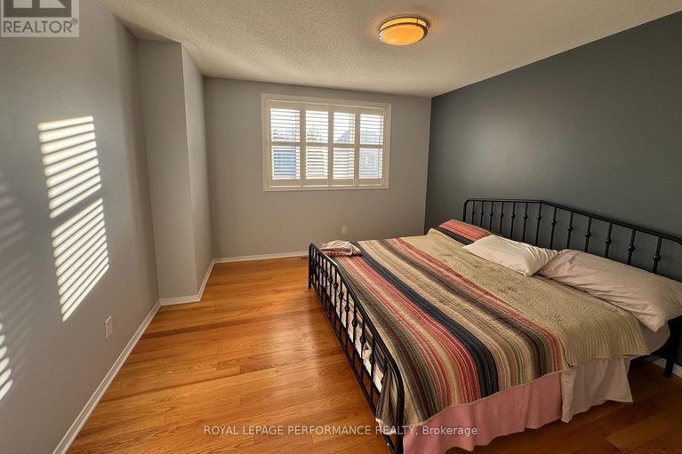28579917/164-copperwood-street/convent-glen-north/ottawa/ontario/K1C7S3_22