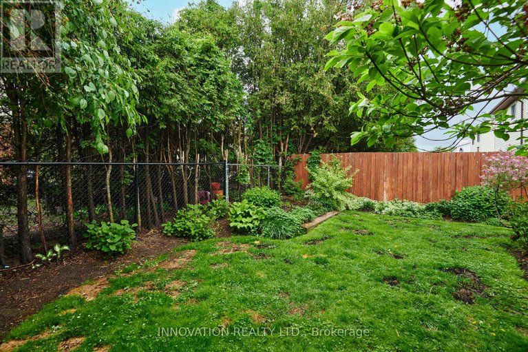 28396944/44-alberni-street/on-the-green/ottawa/ontario/K2J2M6_35