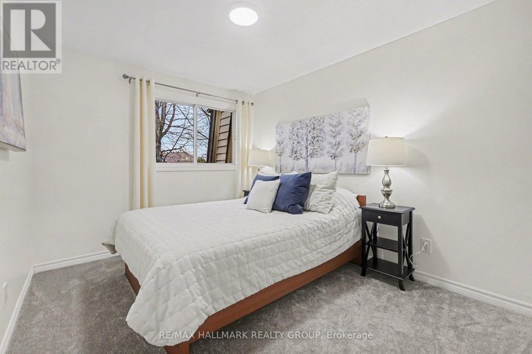 29623679/907e-elmsmere-road/beacon-hill-south/ottawa/ontario/K1J8G4_15