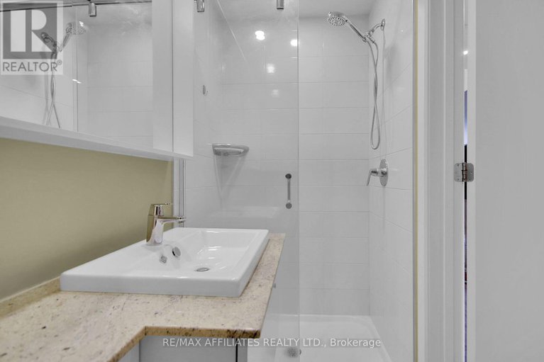 28355686/310b-7-marquette-avenue/vanier/ottawa/ontario/K1L8A7_12