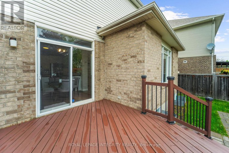 28586638/4463-shoreline-drive/riverside-southgloucester-glen/ottawa/ontario/K1V1R7_36