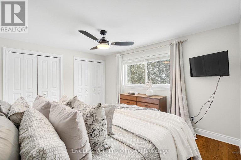 29414753/2707-marie-street/britannia/ottawa/ontario/K2B7E3_13