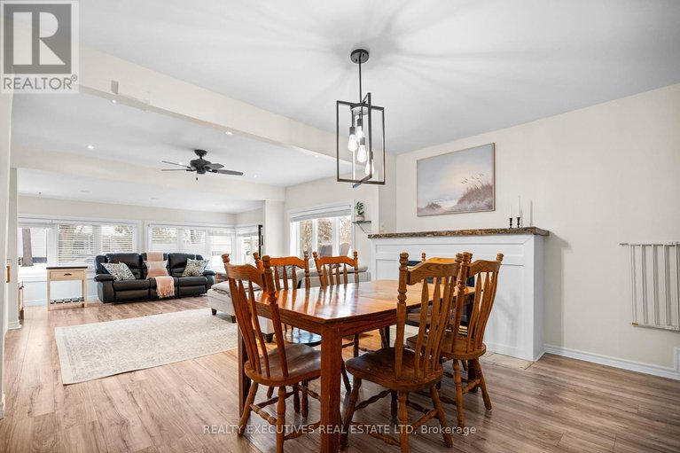 29206481/493-gladstone-street/winchester/north-dundas/ontario/K0C2K0_15